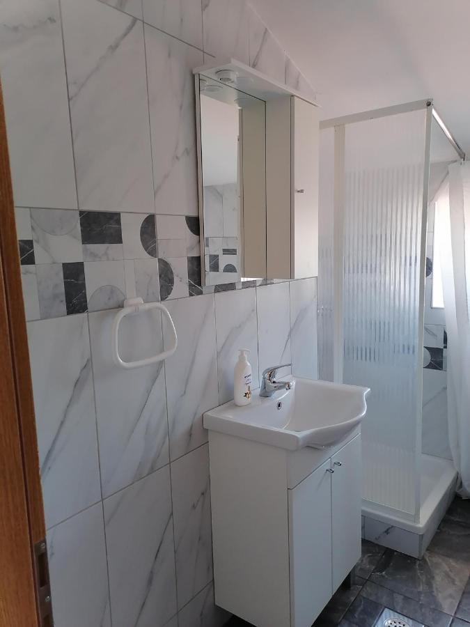 Apartment Luce And Ante Бибинє Екстер'єр фото