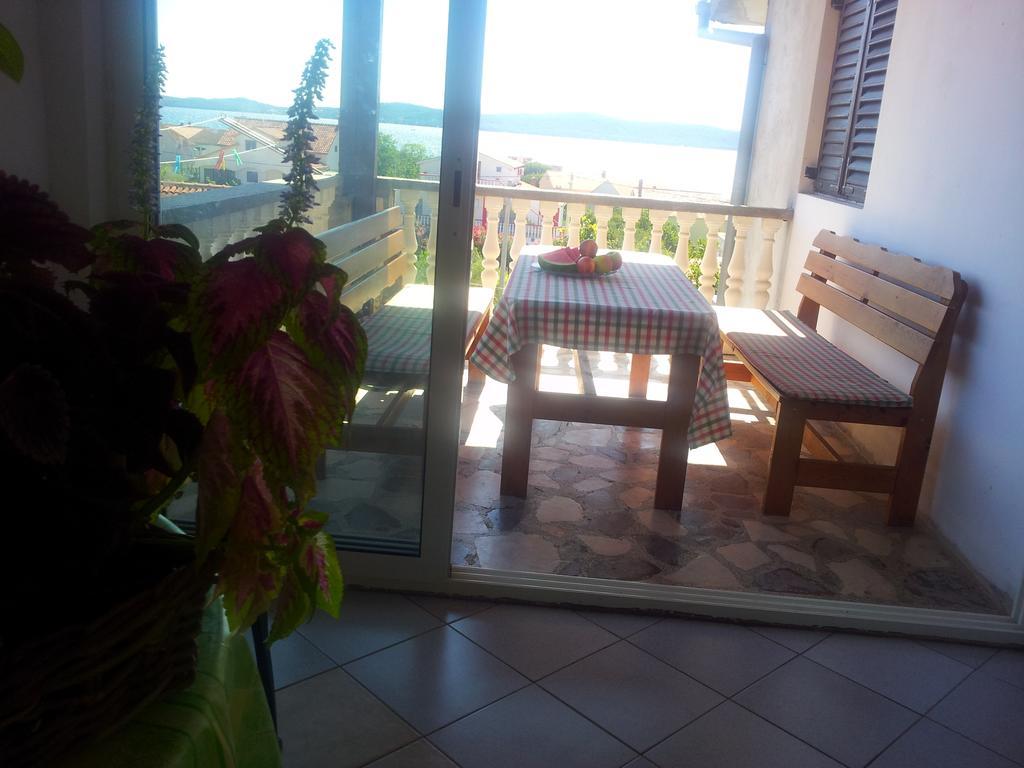 Apartment Luce And Ante Бибинє Номер фото